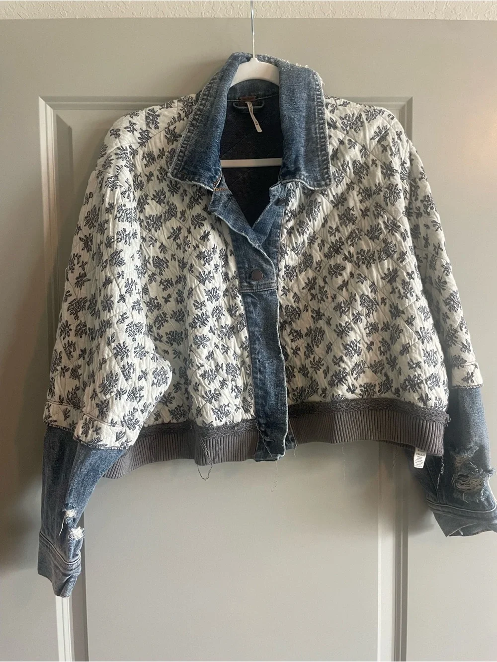 Free People Ditsy Denim Jacket M/L - Picture 2 of 7